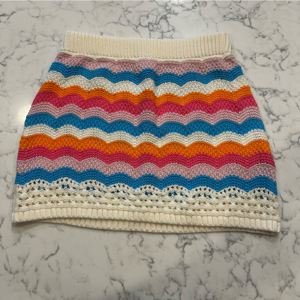 NWT Gap Kids 100% Cotton Crochet Style Striped Skirt Size Small‎ (6-7)